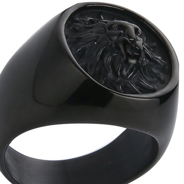 Gothic Ring Lejon